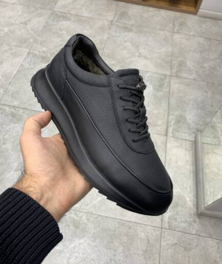 4979 Кроссовки с мехом Giovane Rossi GR5-6-322M / 43 / черный