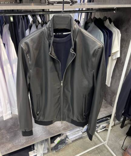 3277 Кожаная куртка Zegna 23856 / 2XL / черный