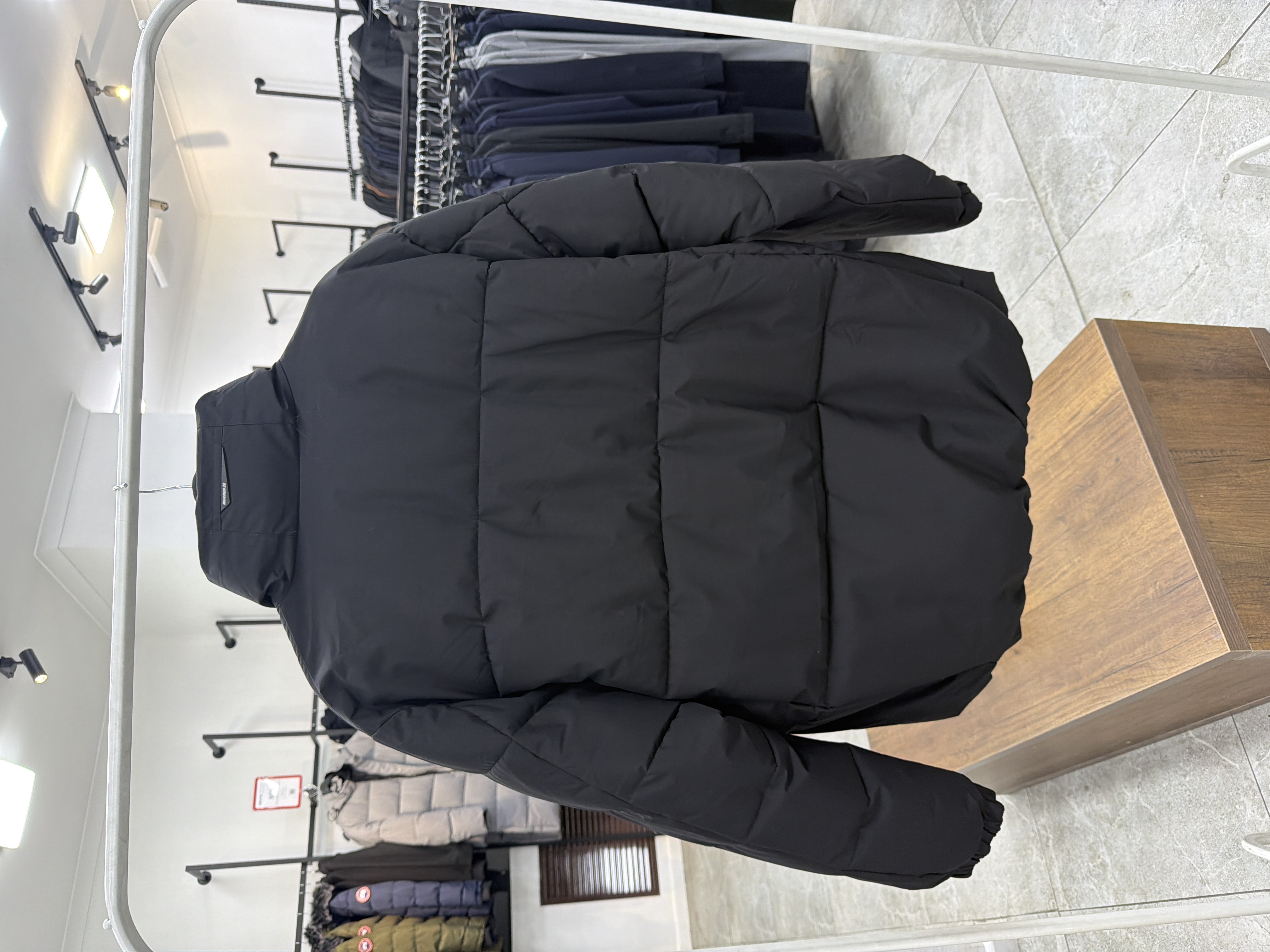 4943 Короткий пуховик Gaisite 9860 / 3XL / черный