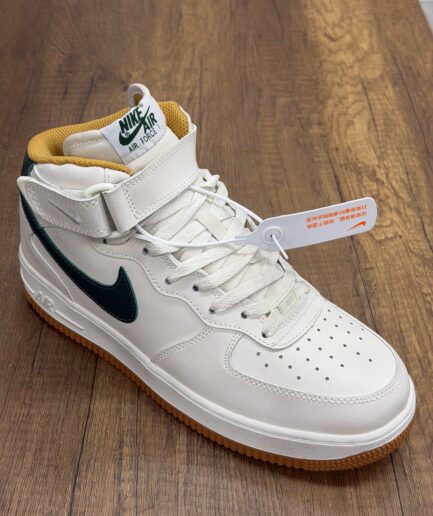 2560 Кроссовки Nike CI6065 / 42 / Бежевый