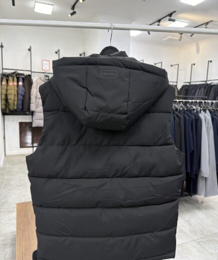 5000 Безрукавка-пуховик Eleventy 5380 / 54 / черный