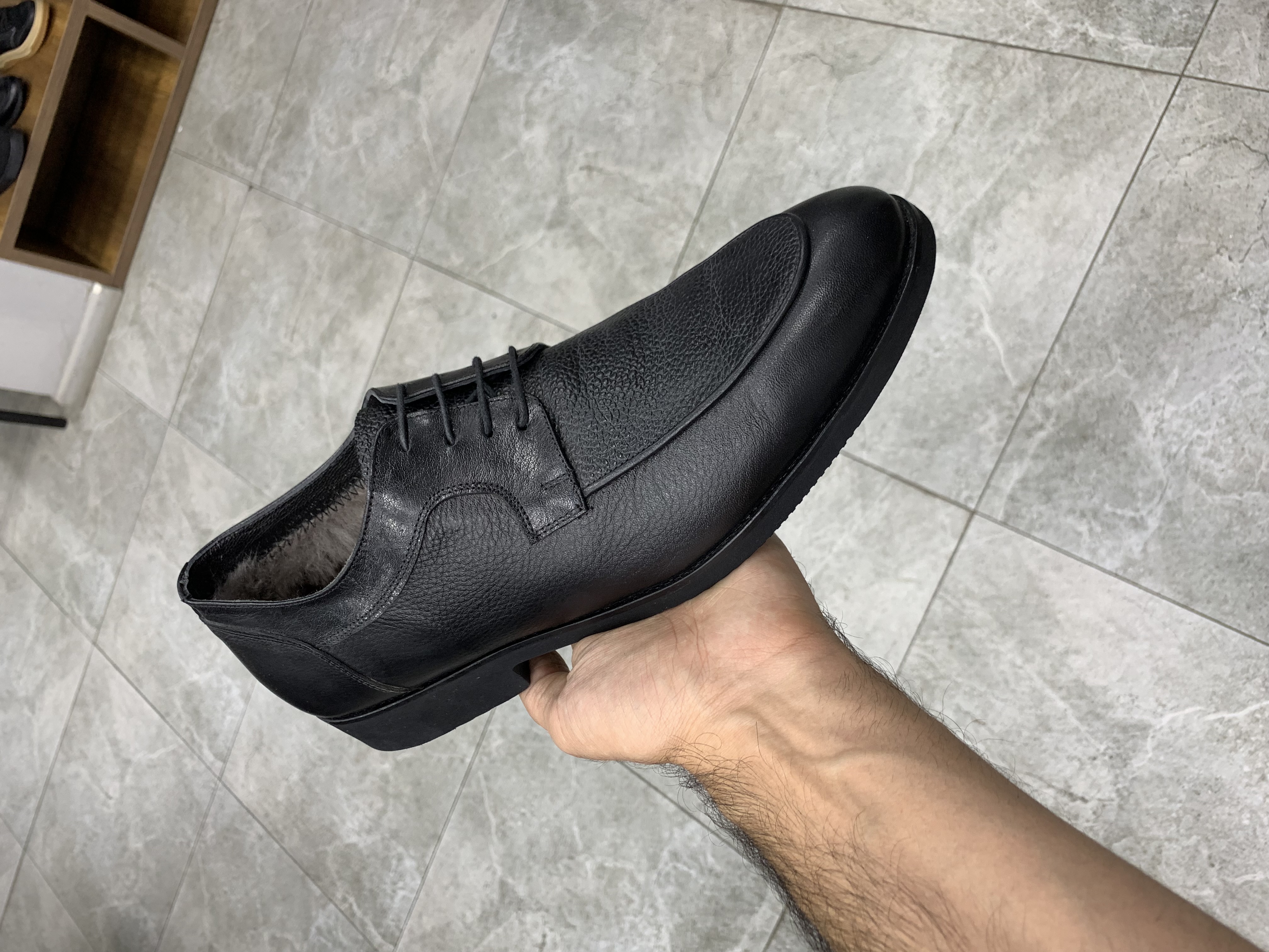 2242 Туфли BRUTO 1240-R70 / 42 / Черный