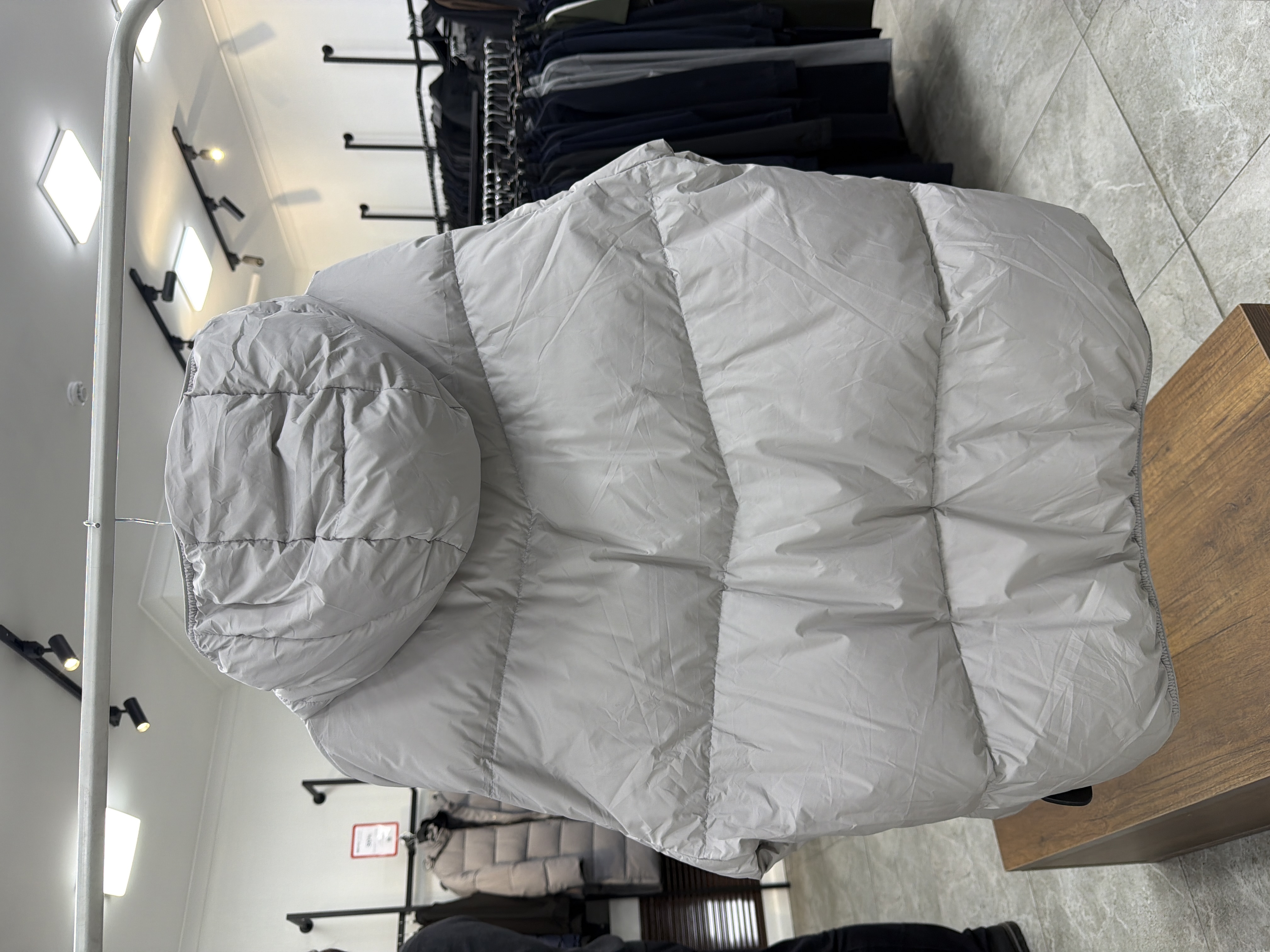 4865 Пуховик с капюшоном No brand 98666 / L / белый