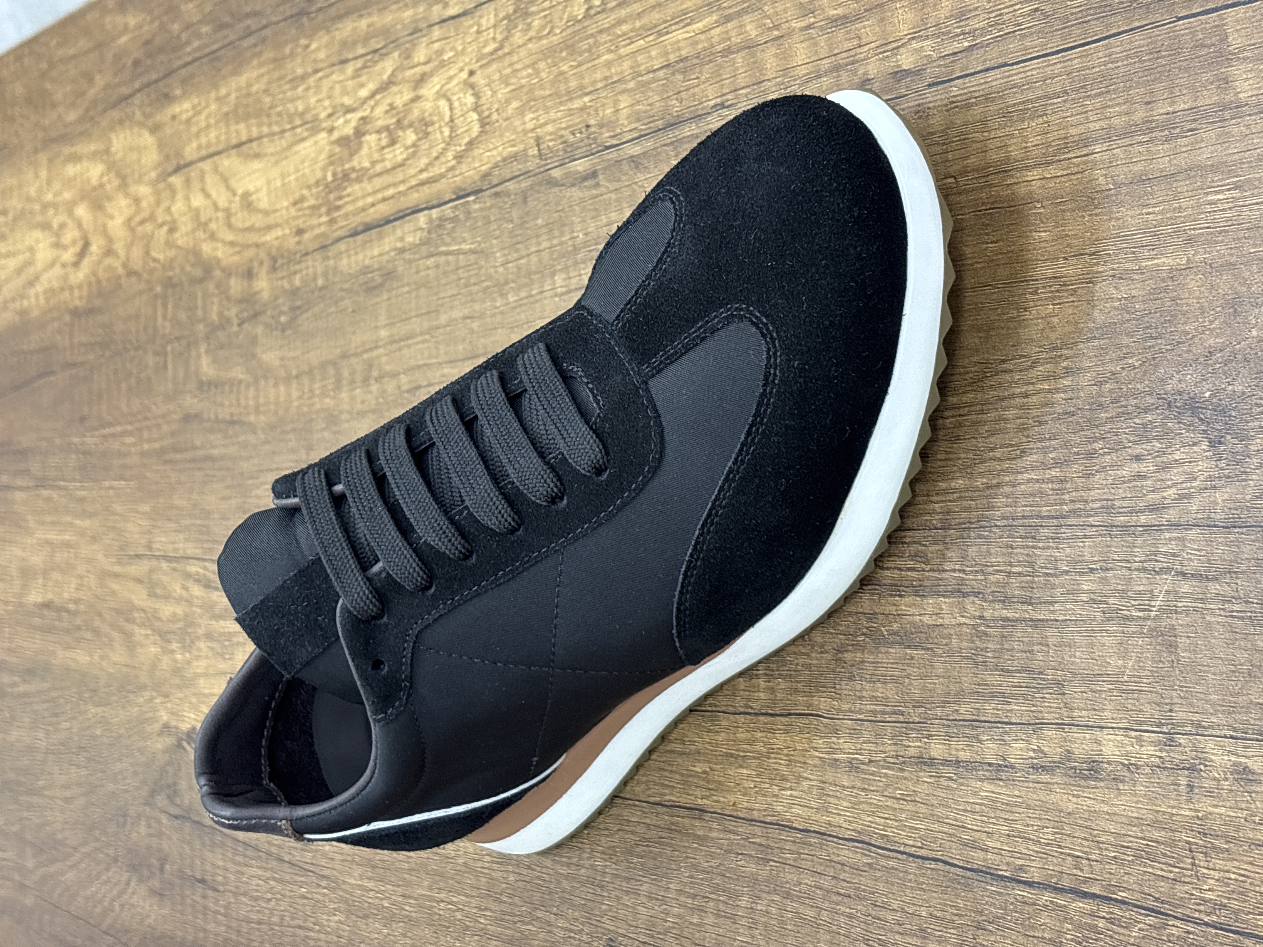 4253 Кроссовки Santonino Bogatti  SB5-12-84 / 39 / черный