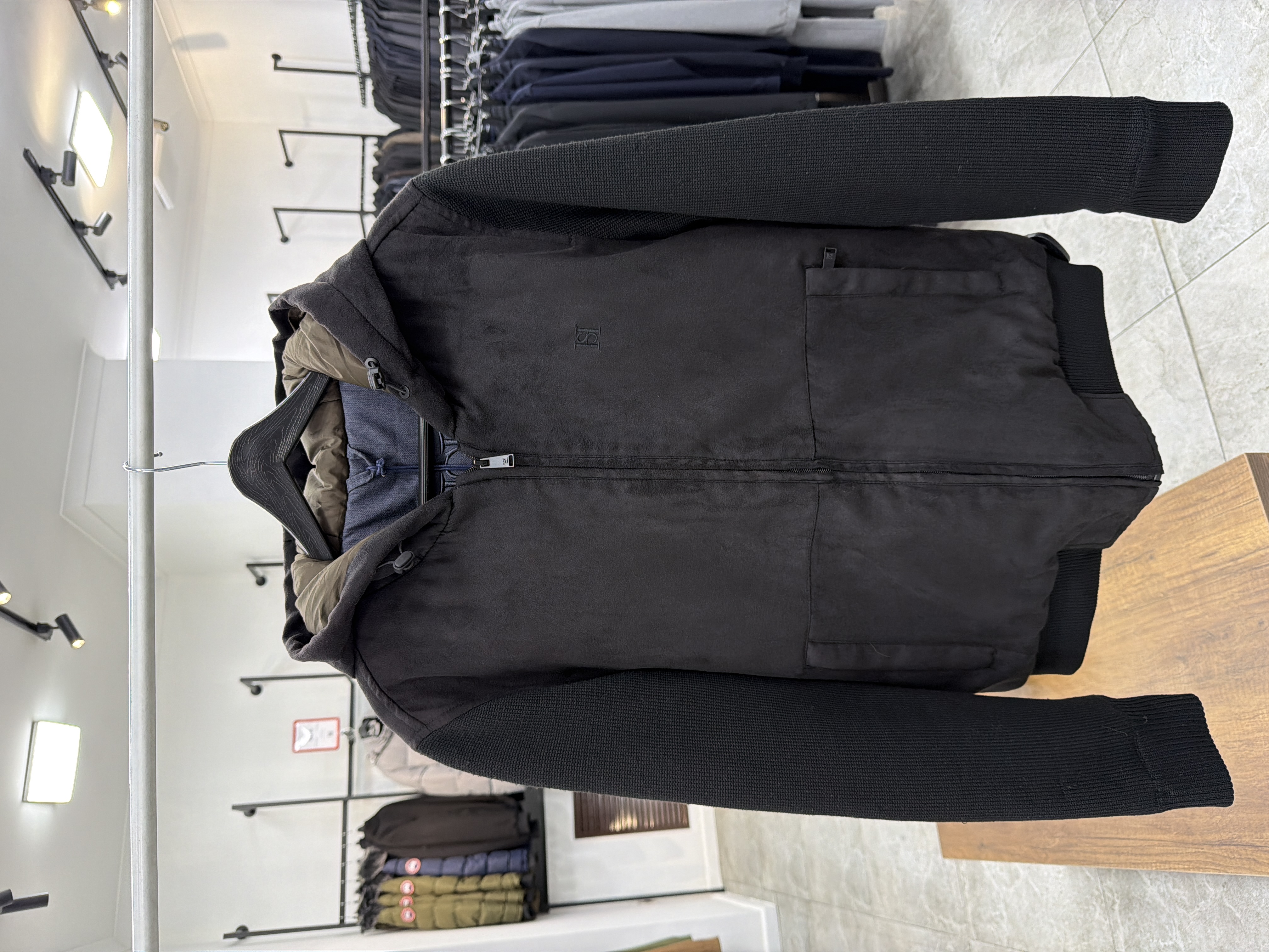 2418 Куртка SH 2349 / 50 / Черный