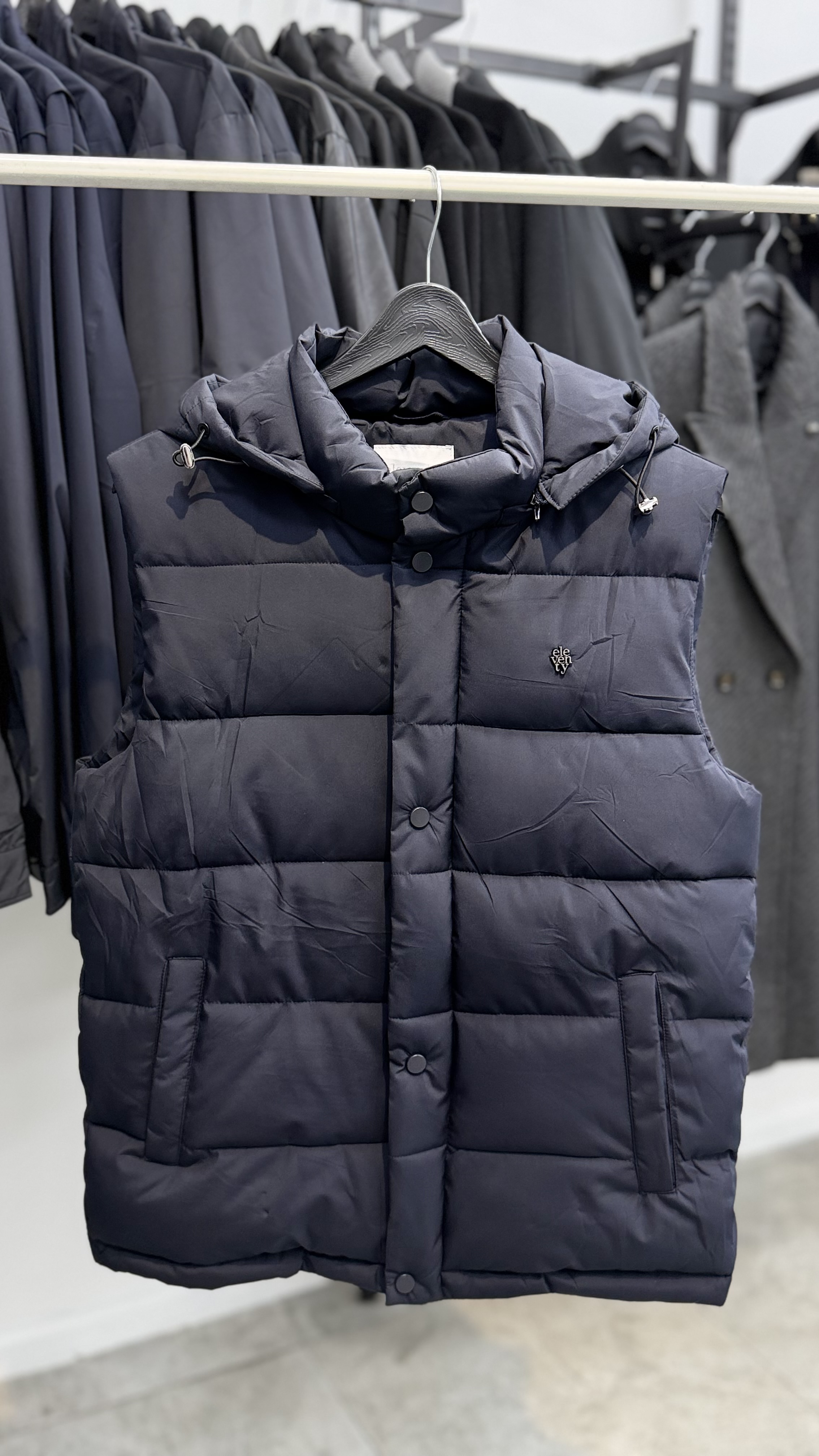 5001 Безрукавка-пуховик Eleventy 5380 / 54 / Темно синий