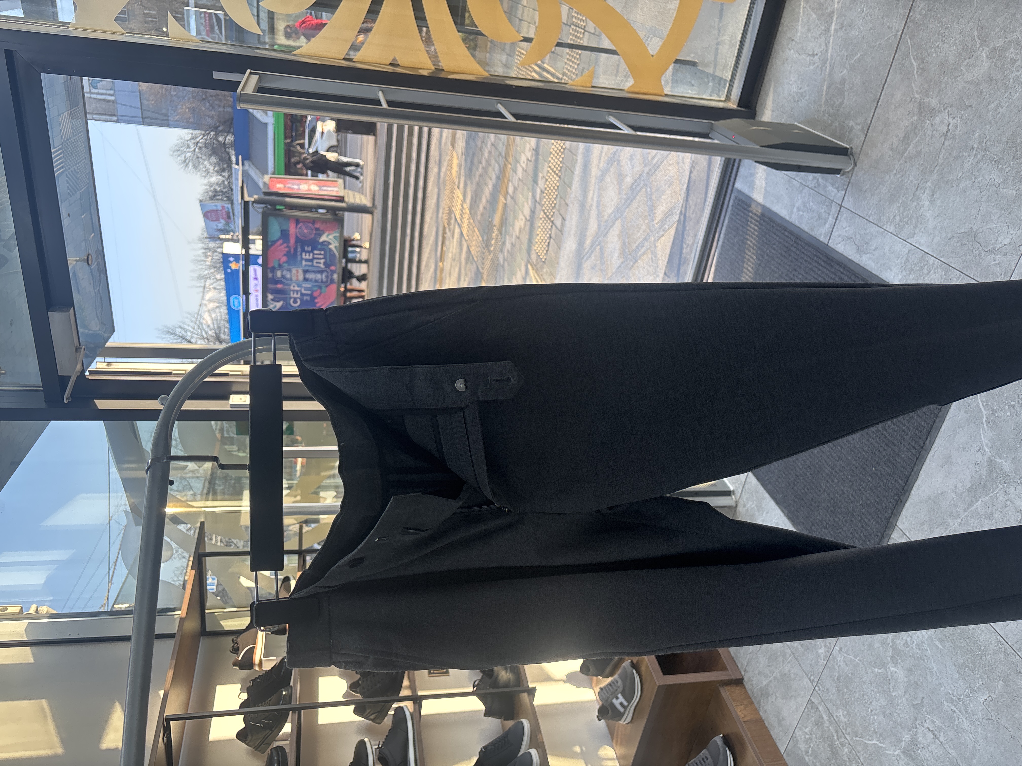 4648 Слаксы Hugo Boss A778-3 / 33 / Темно серый