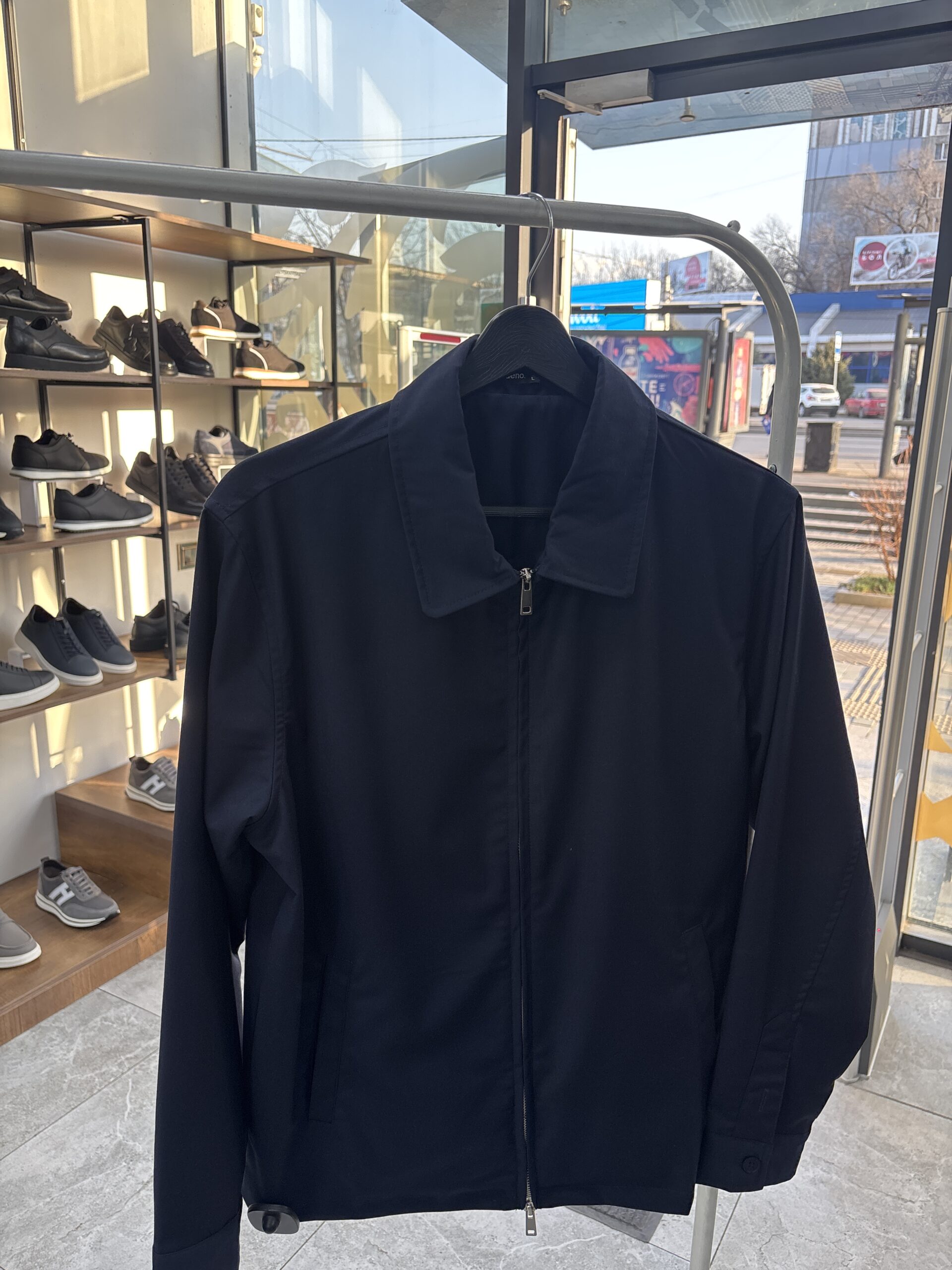 5083 На молнии Codeno XH444