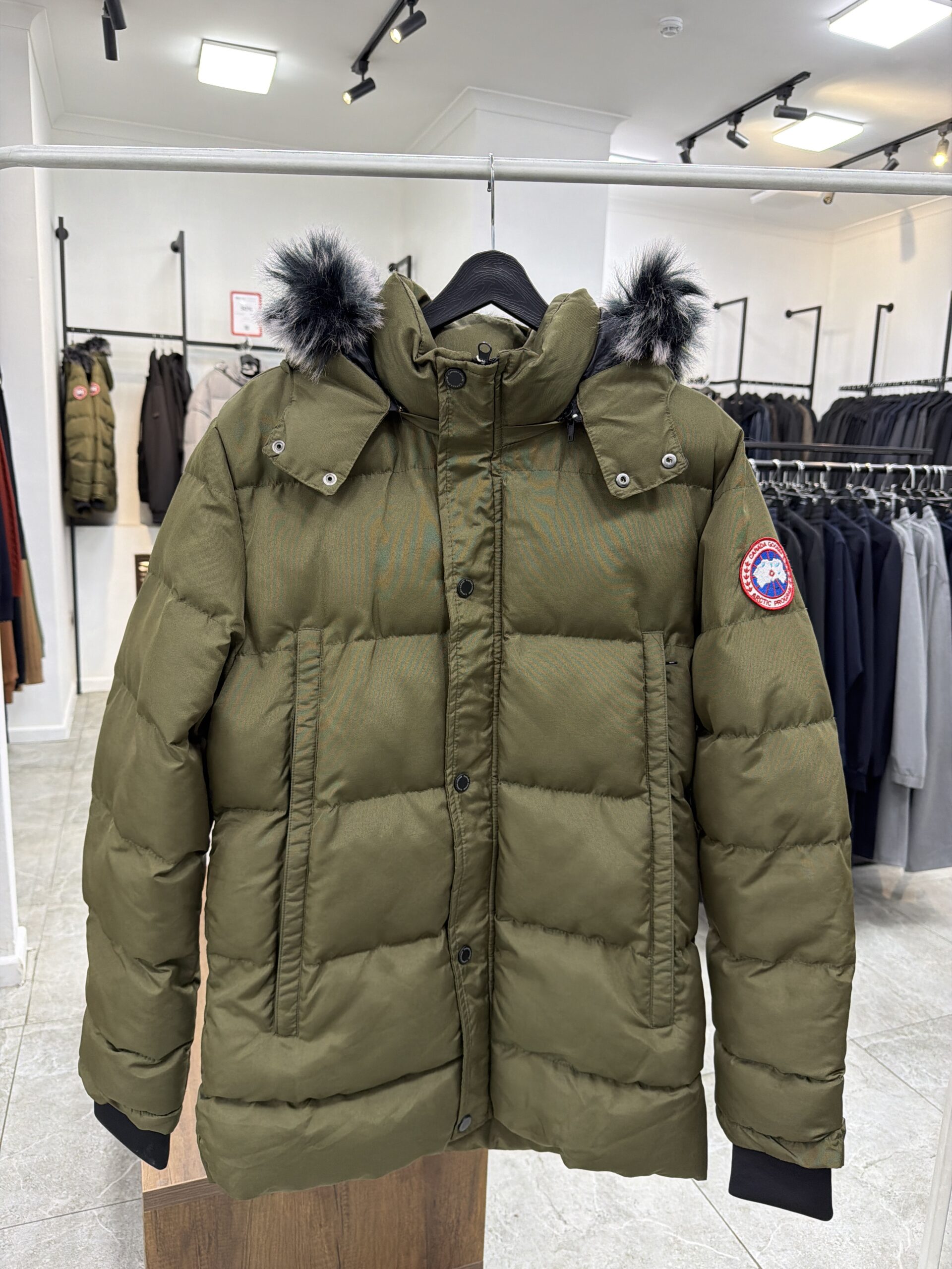 Canada Goose 1767 Хаки